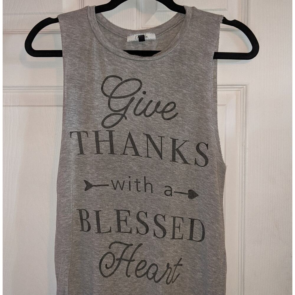 Obsessive Love Give Thanks With A Blessed Heart Grey Raw Hem Tank Top M